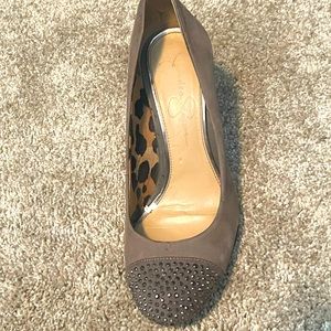 jessica simpson suede pumps